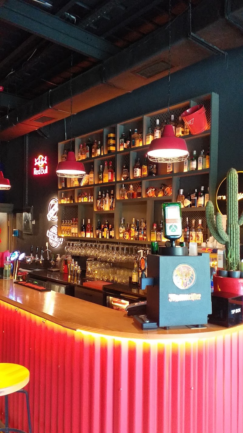 Alt Pub & Music