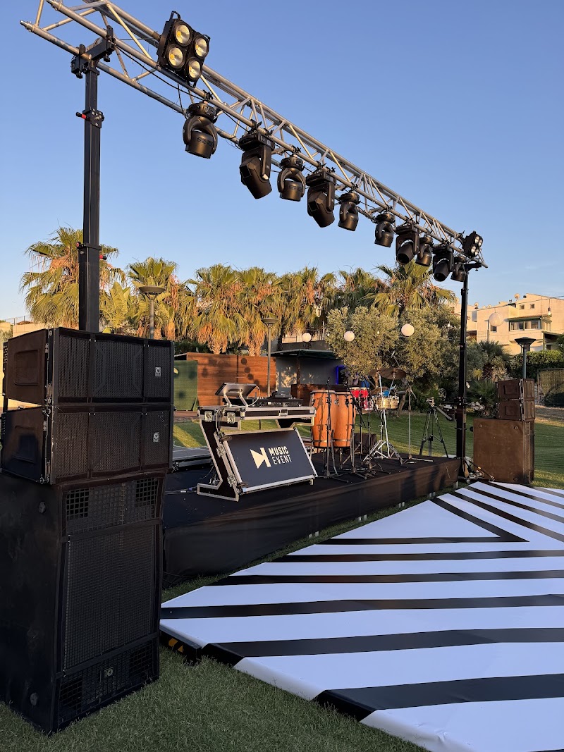 DJ İzmir | Düğün DJ, Saksafon & Perküsyon Performansı