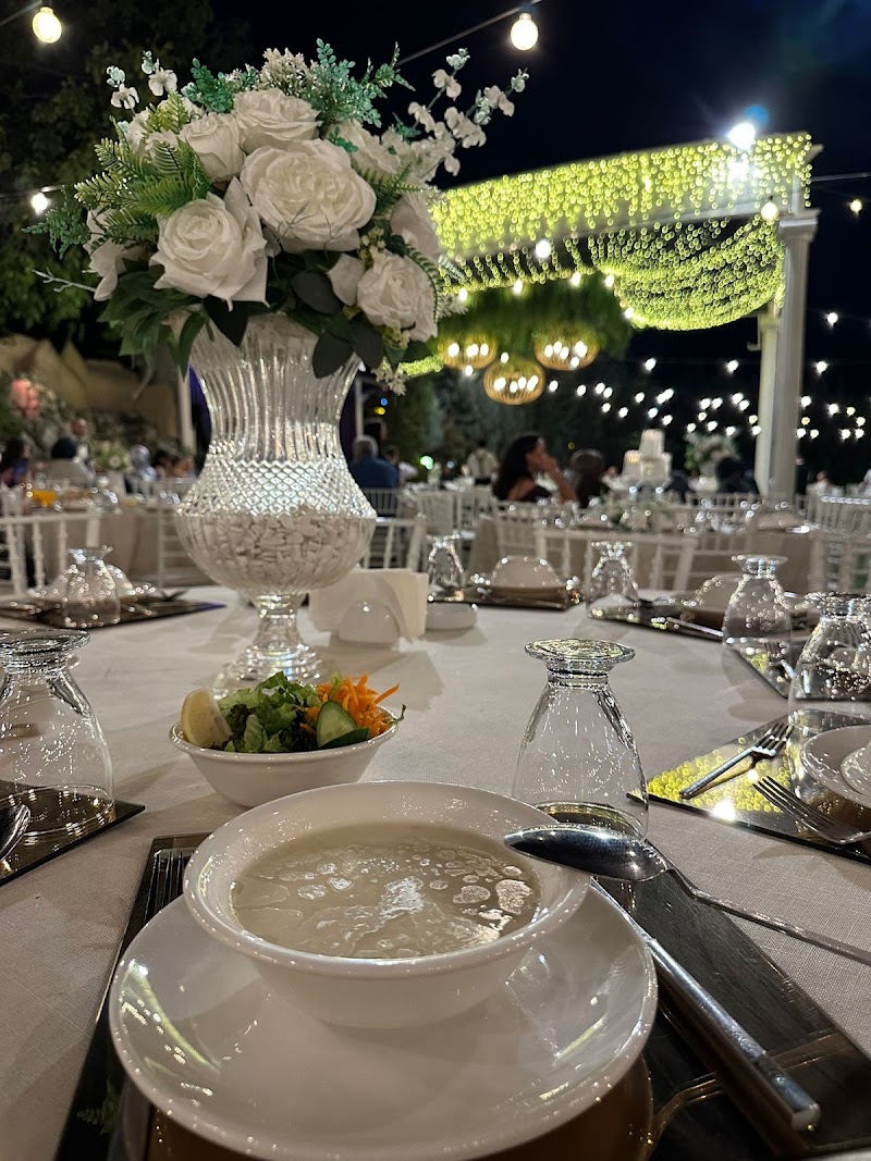Gala Garden Davet