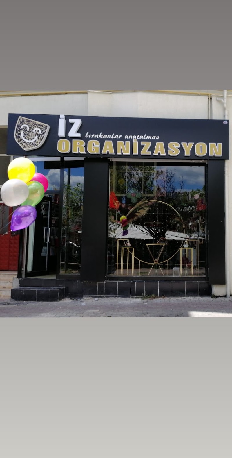 İZ ORGANİZASYON