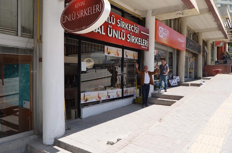 Kemal Ünlü Sirkeleri