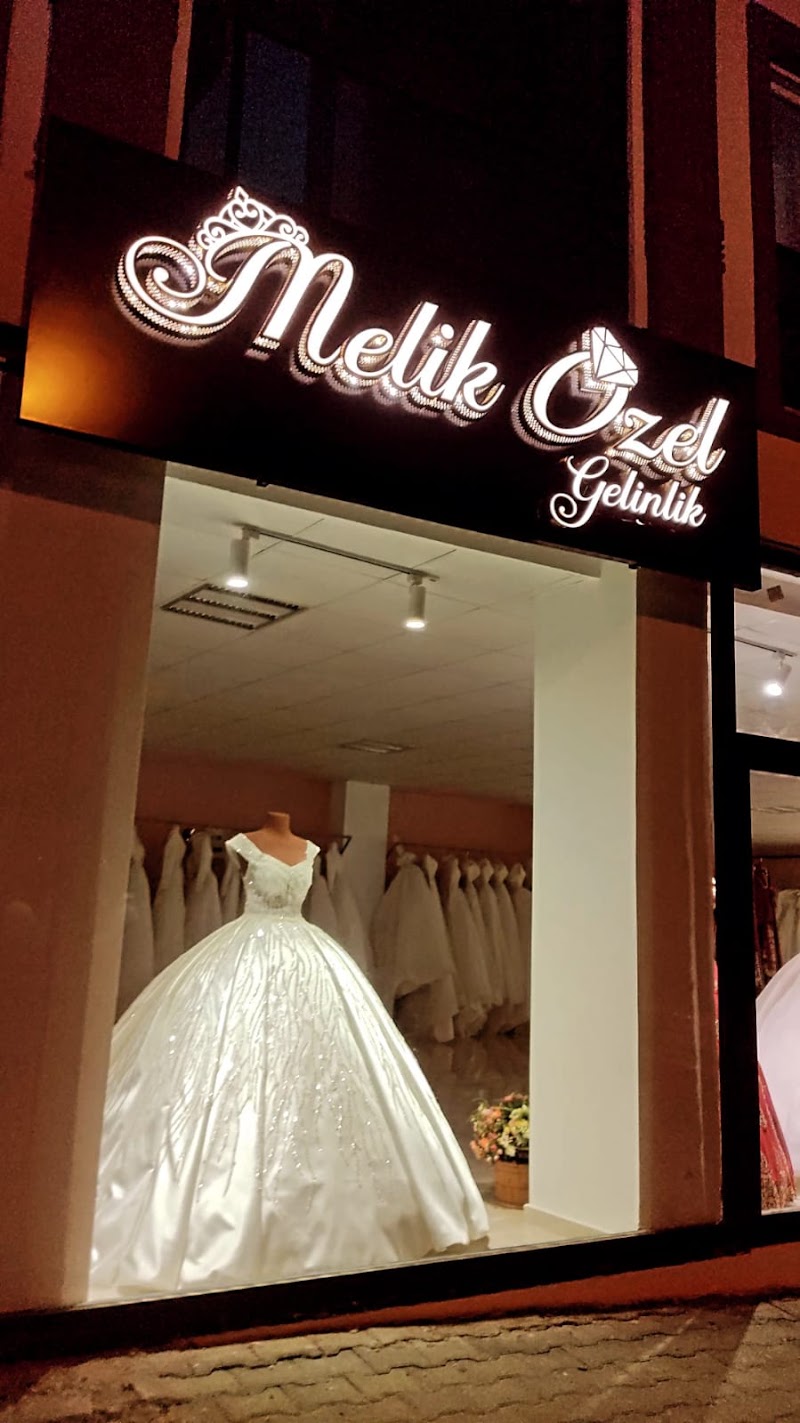 MELİK ÖZEL GELİNLİK MAĞAZASI